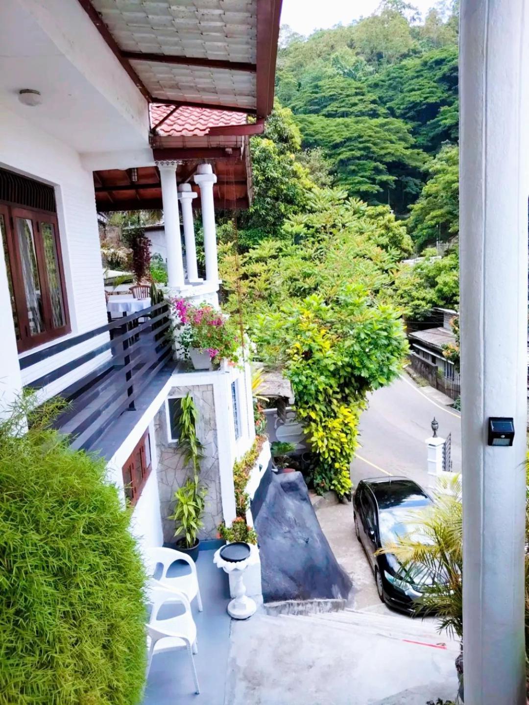 Chandi Mahal Homestay Kandy Exterior foto